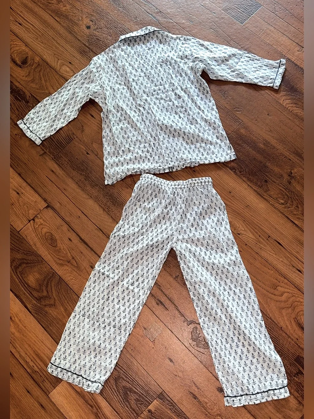 Like New Malabar Baby 100% Cotton Voile Pajama Set Size 8